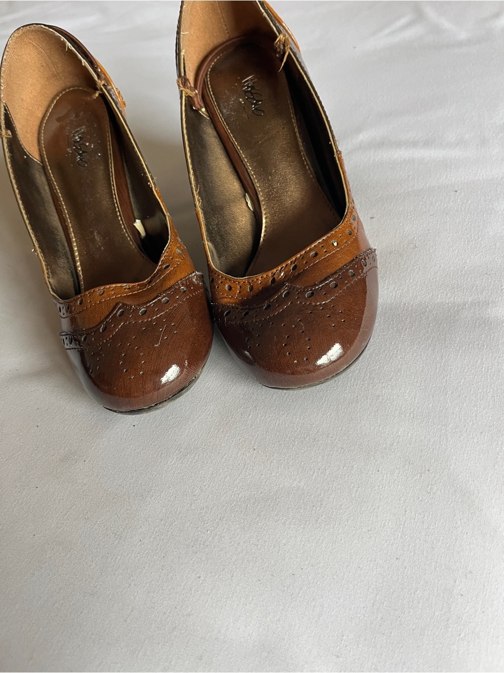 Mossimo Women Size 5.5 Brown Bronze Patent Wingtip Oxford Mary Jane Block Heels - Picture 4 of 16